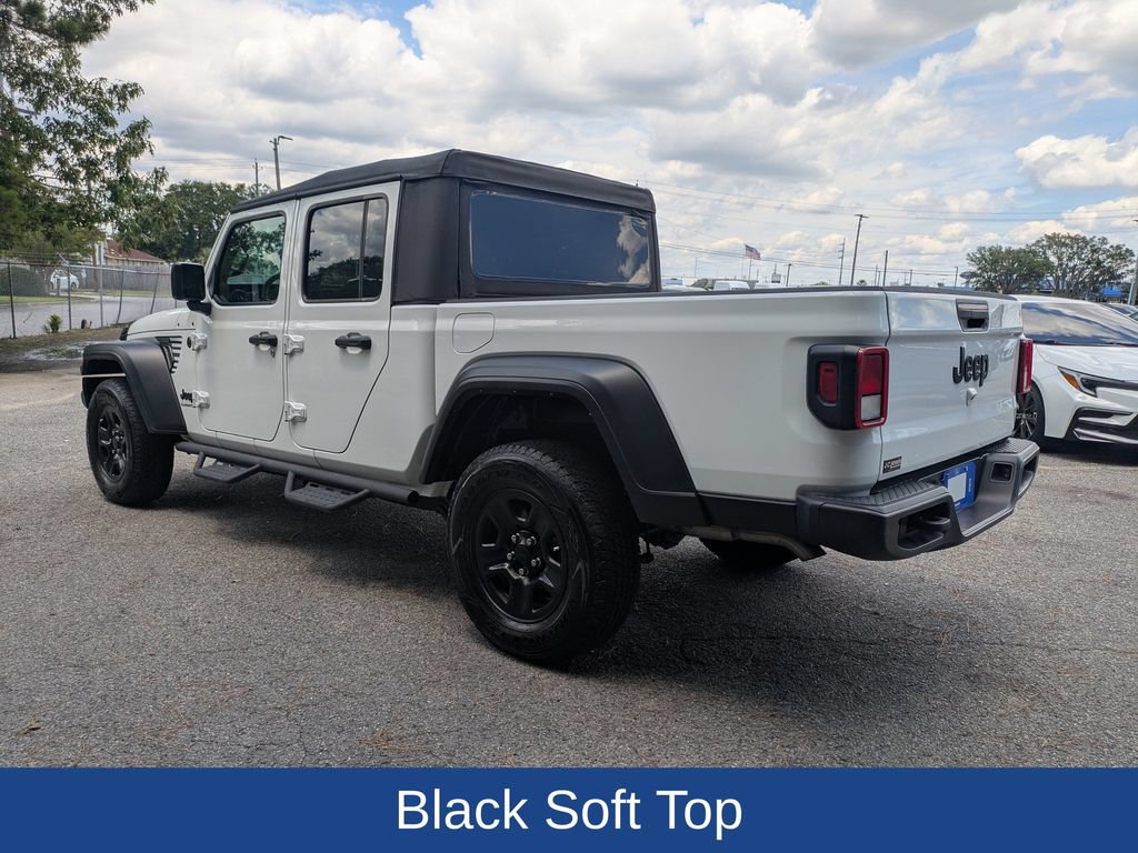 Used 2022 Jeep Gladiator Sport AWD/4WD image 6