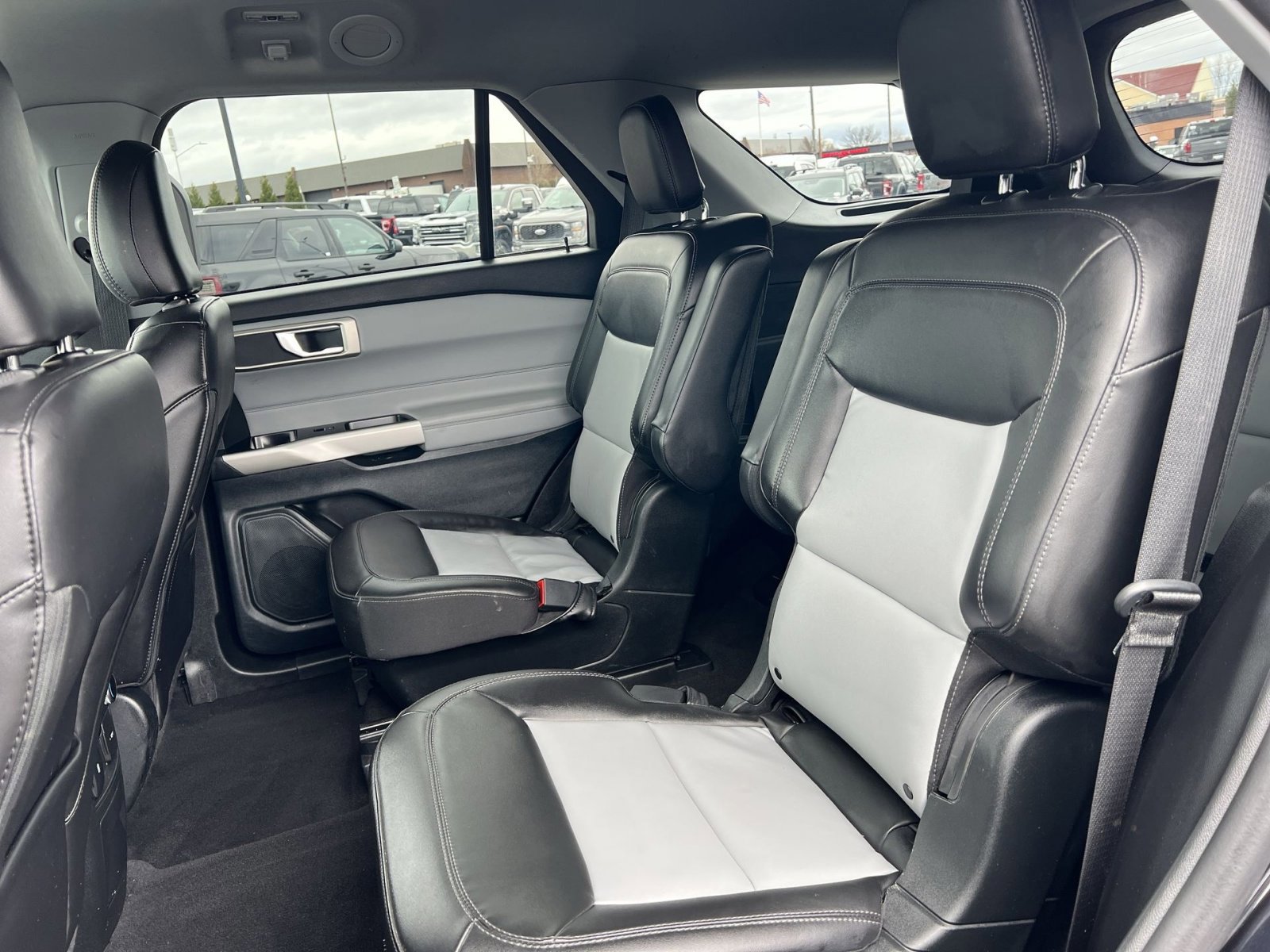 Certified 2023 Ford Explorer XLT w/ Equipment Group 202A image 23