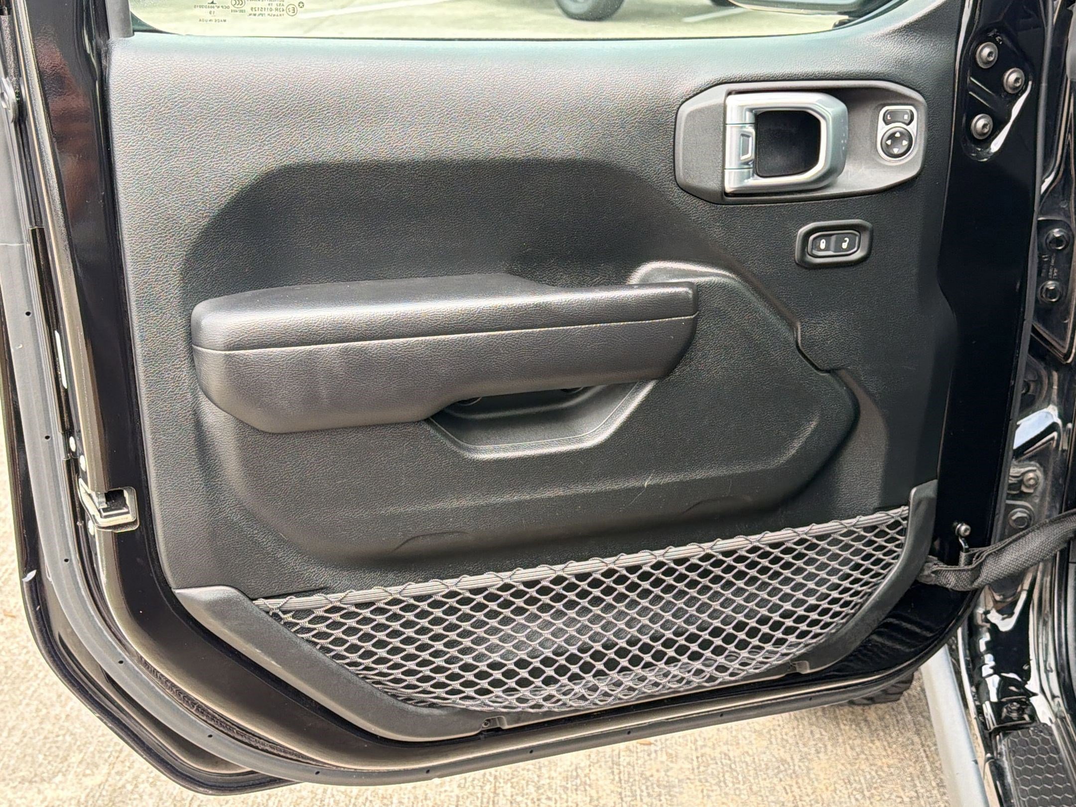 Used 2020 Jeep Wrangler Unlimited Rubicon image 23