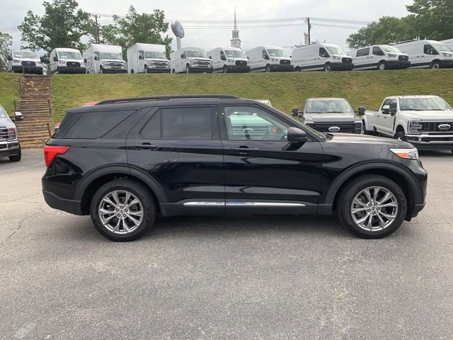 Certified 2023 Ford Explorer XLT w/ Equipment Group 202A AWD/4WD image 10