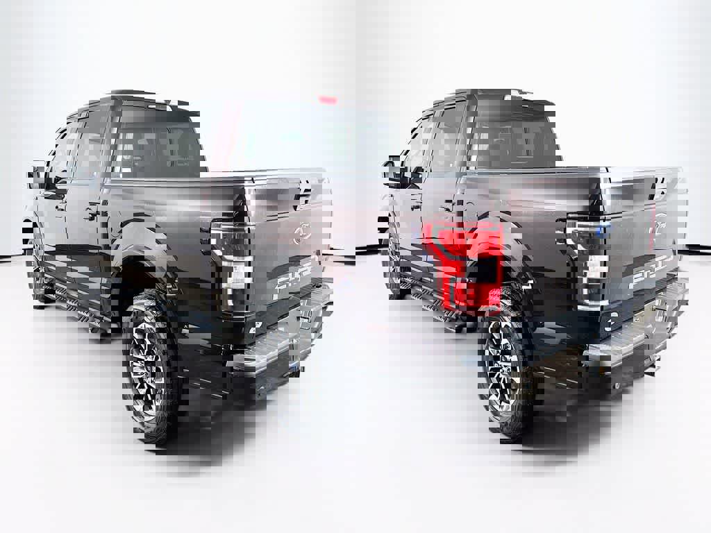 Certified 2019 Ford F150 XLT w/ Equipment Group 302A Luxury image 3