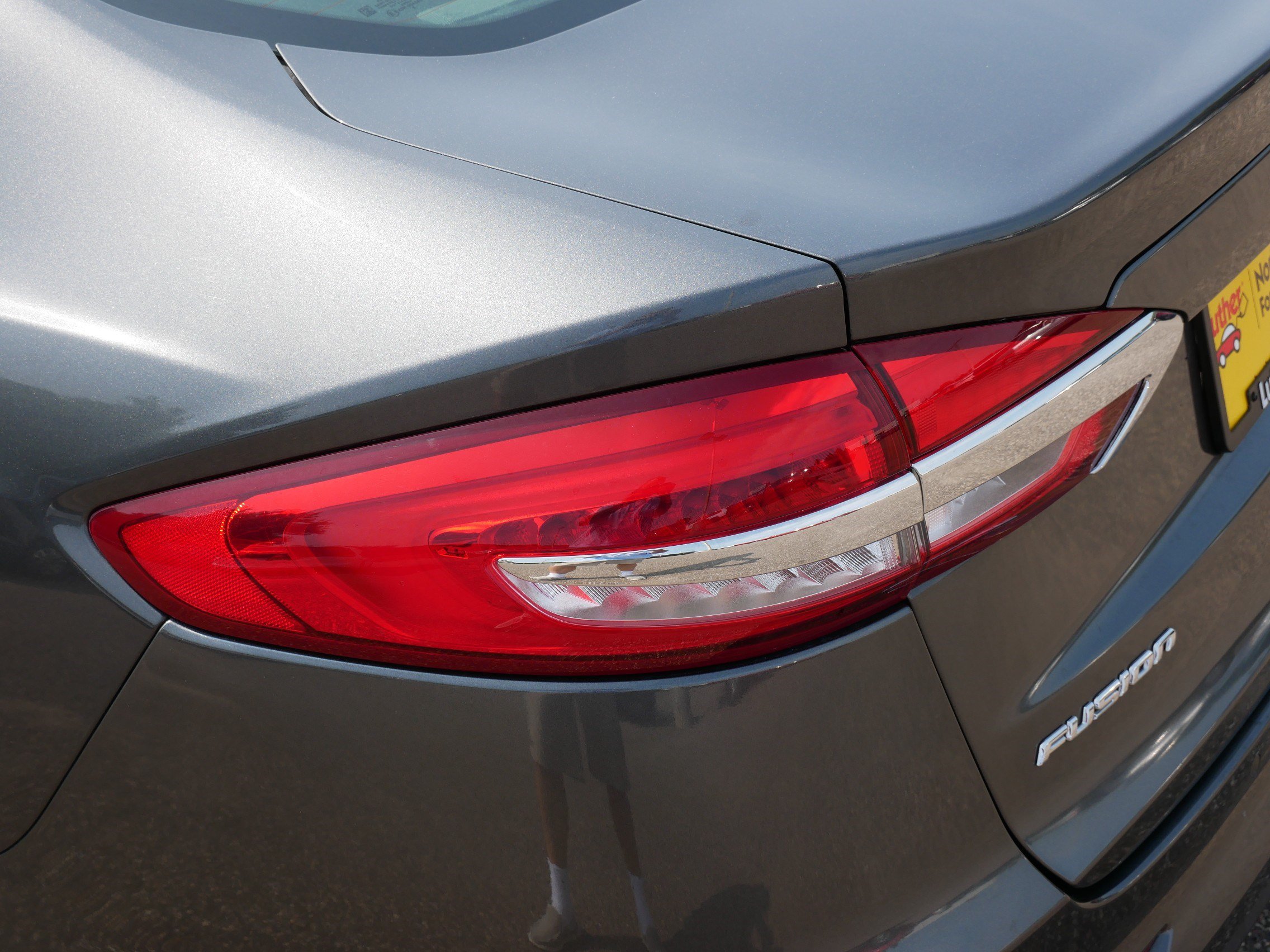 Certified 2019 Ford Fusion SE FWD image 17