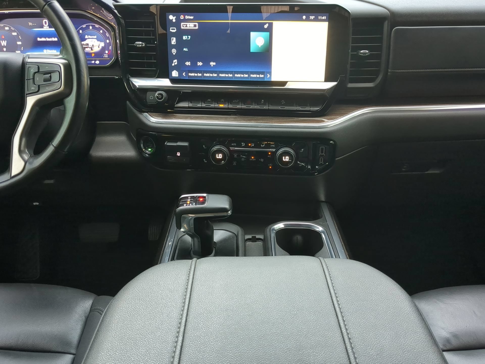Used 2025 Chevrolet Silverado 1500 LT Trail Boss w/ Convenience Package II AWD/4WD image 52