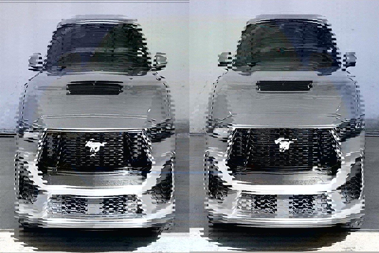 Certified 2025 Ford Mustang GT Premium image 7