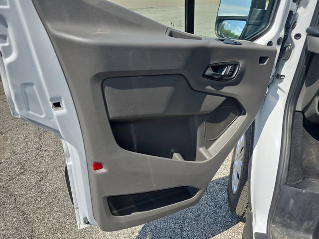 Certified 2024 Ford Transit 350 XLT RWD image 21