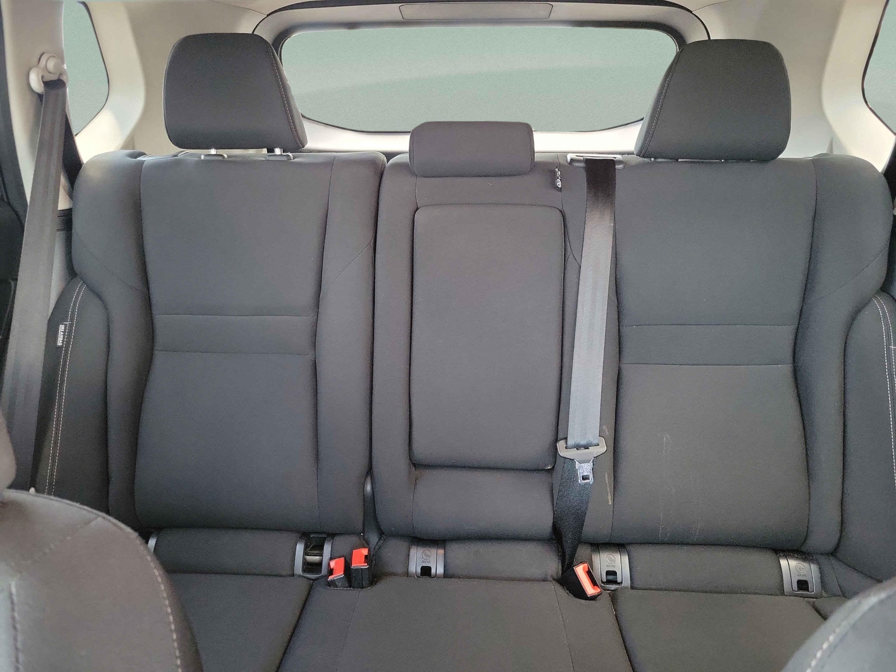 Used 2024 Nissan Rogue S AWD/4WD image 9