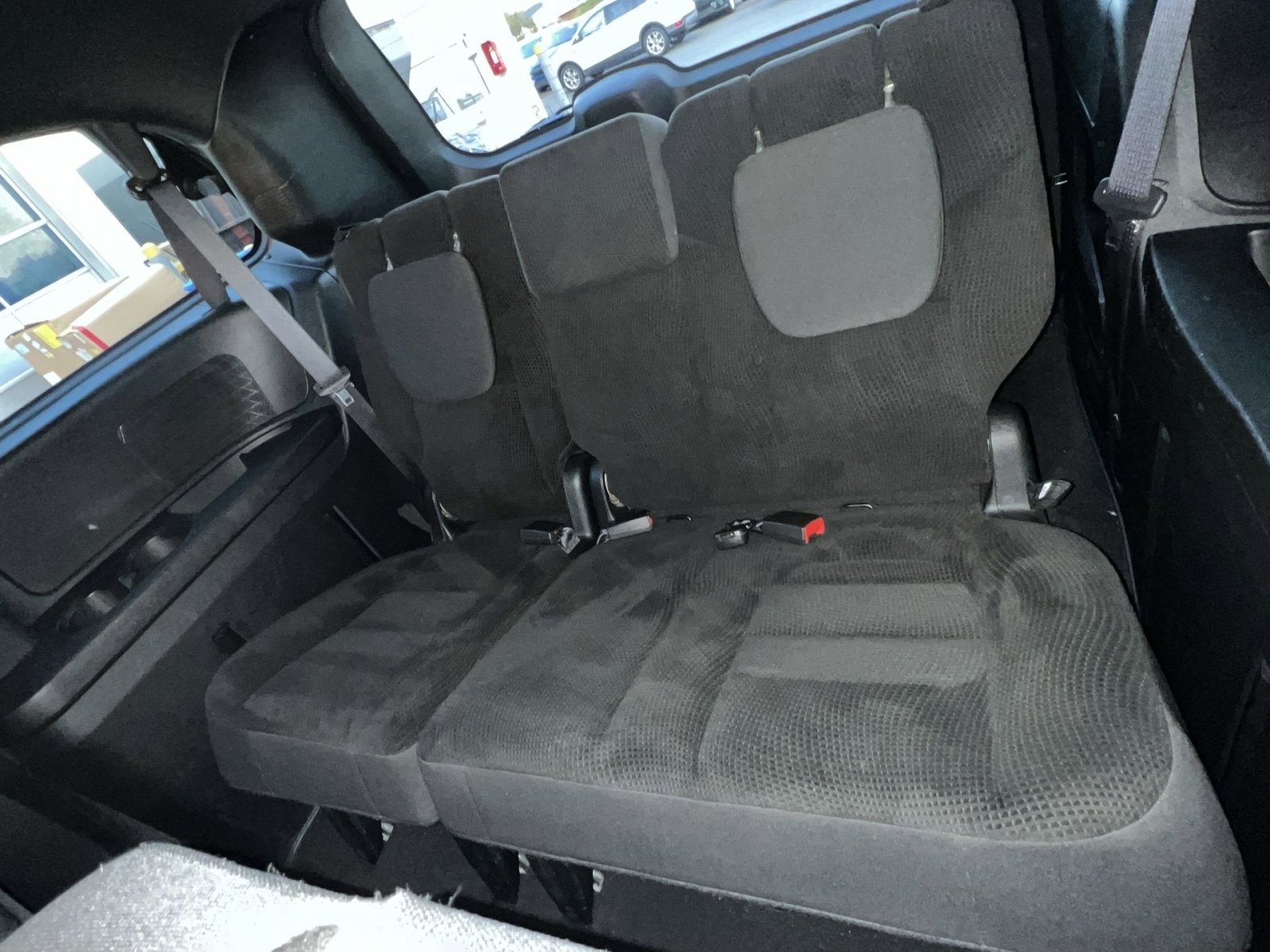 Used 2019 Dodge Grand Caravan SE FWD image 33
