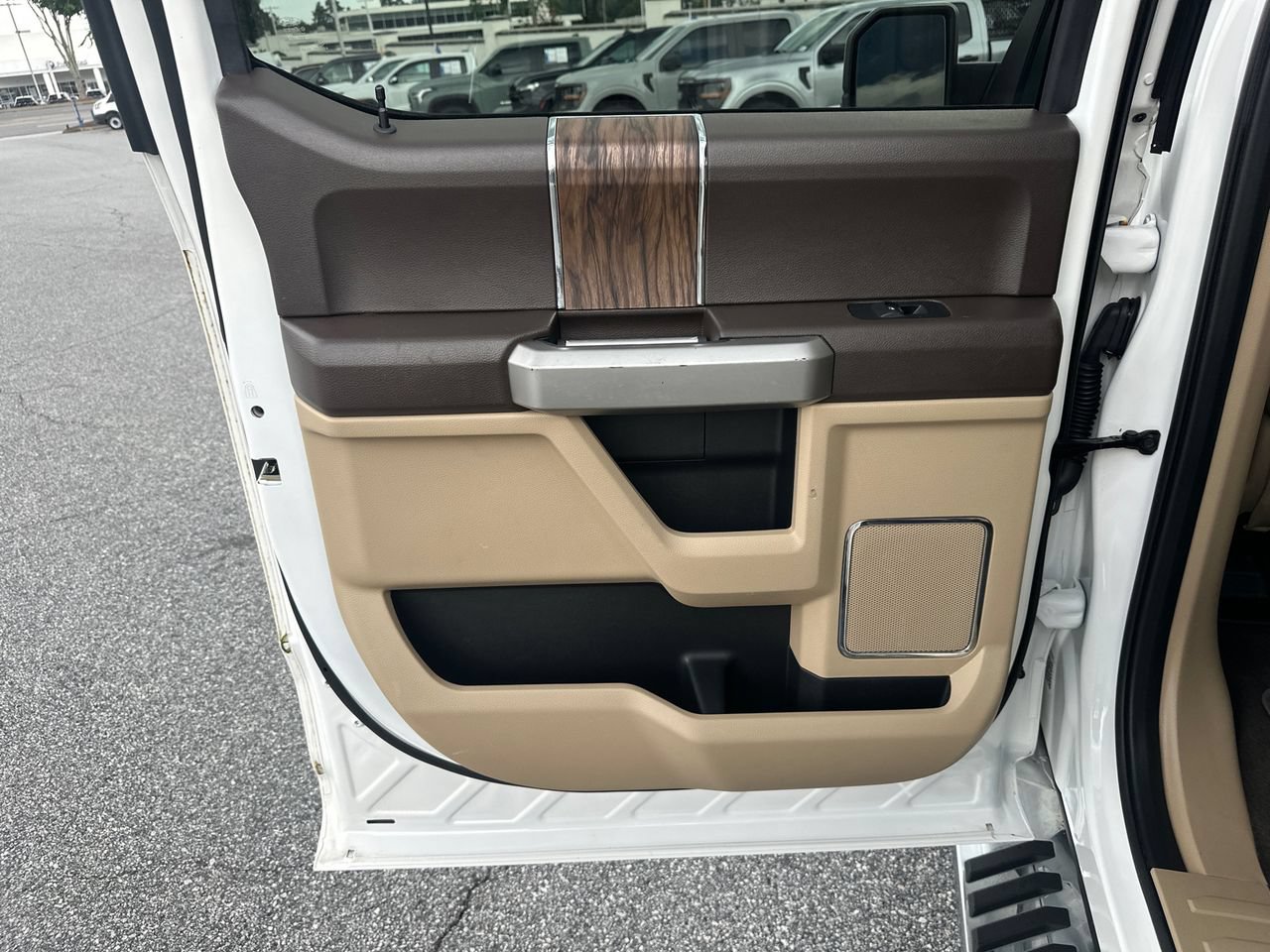Certified 2020 Ford F150 Lariat RWD image 23
