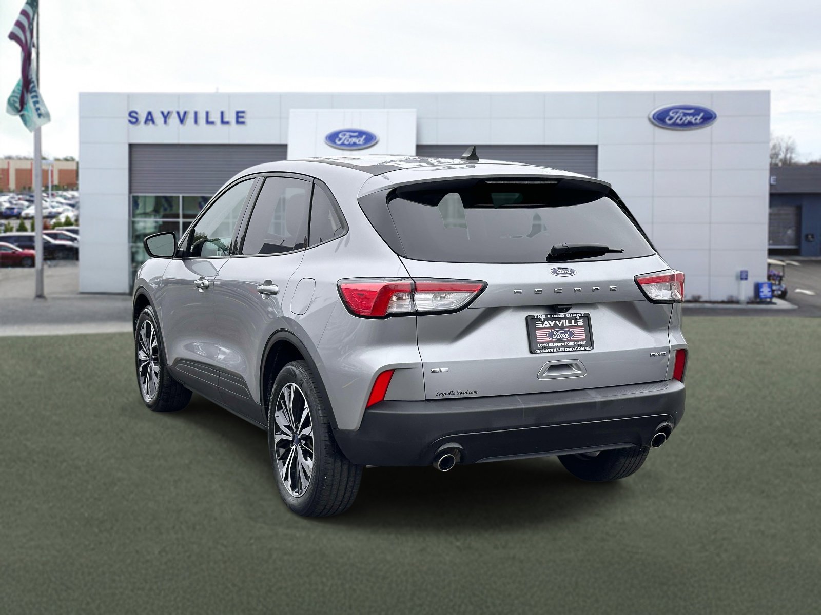 Certified 2022 Ford Escape SE w/ SE Sport Appearance Package image 4