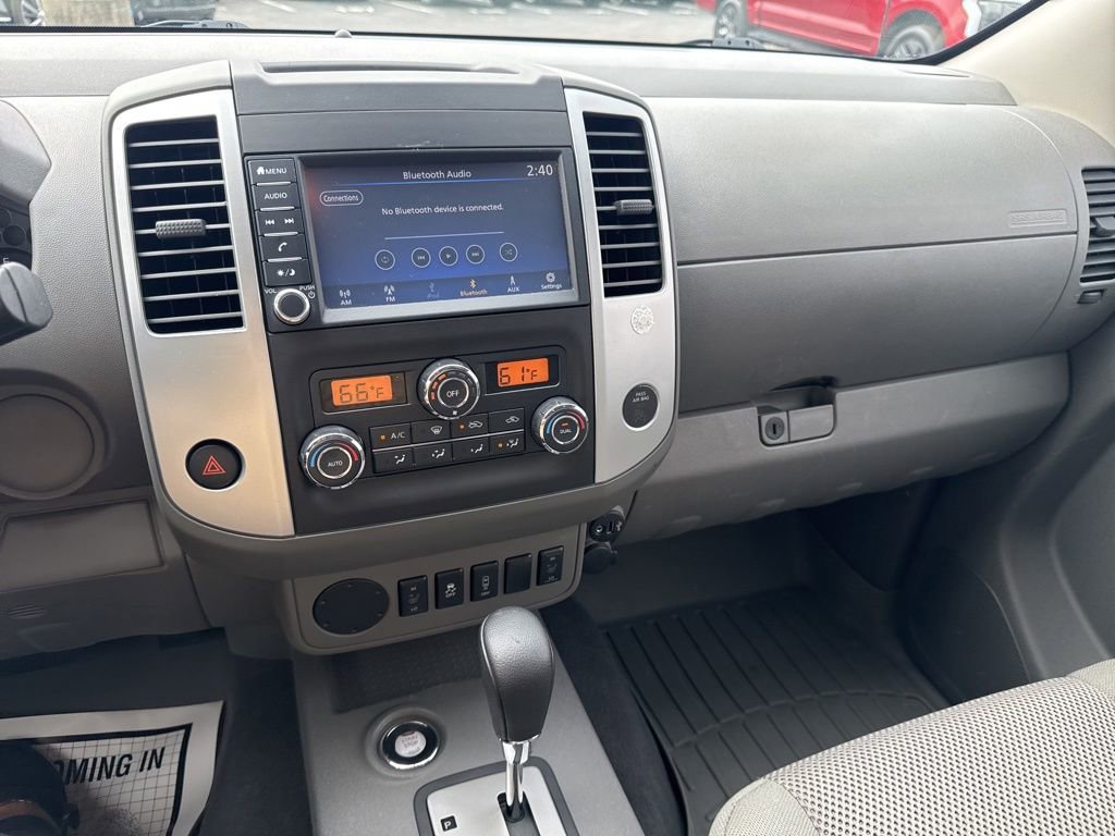 Used 2020 Nissan Frontier SV image 35