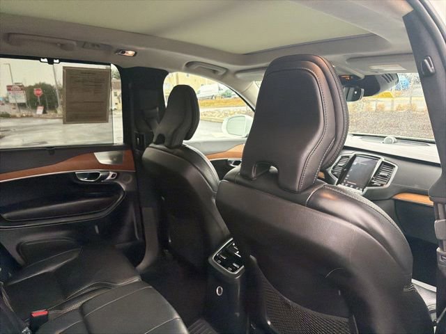 Used 2019 Volvo XC90 T8 Inscription w/ Luxury Package image 27