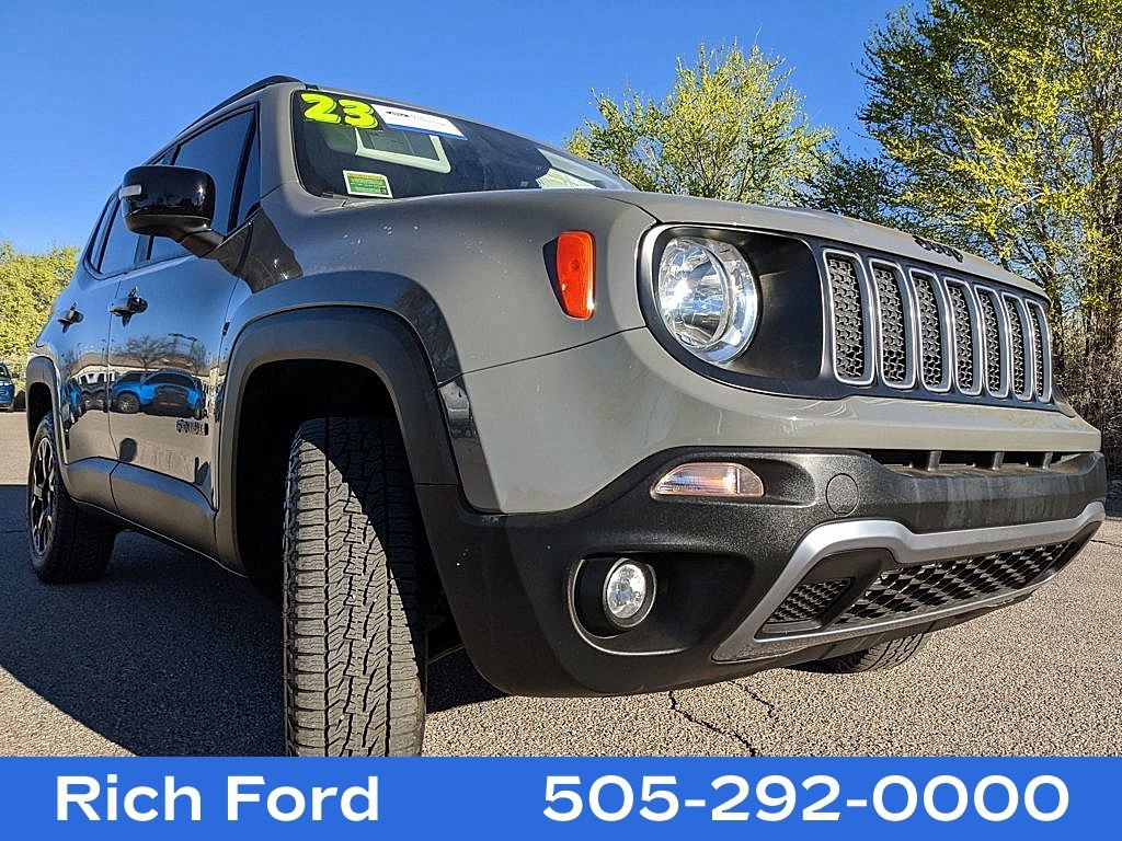 Used 2023 Jeep Renegade Latitude image 24