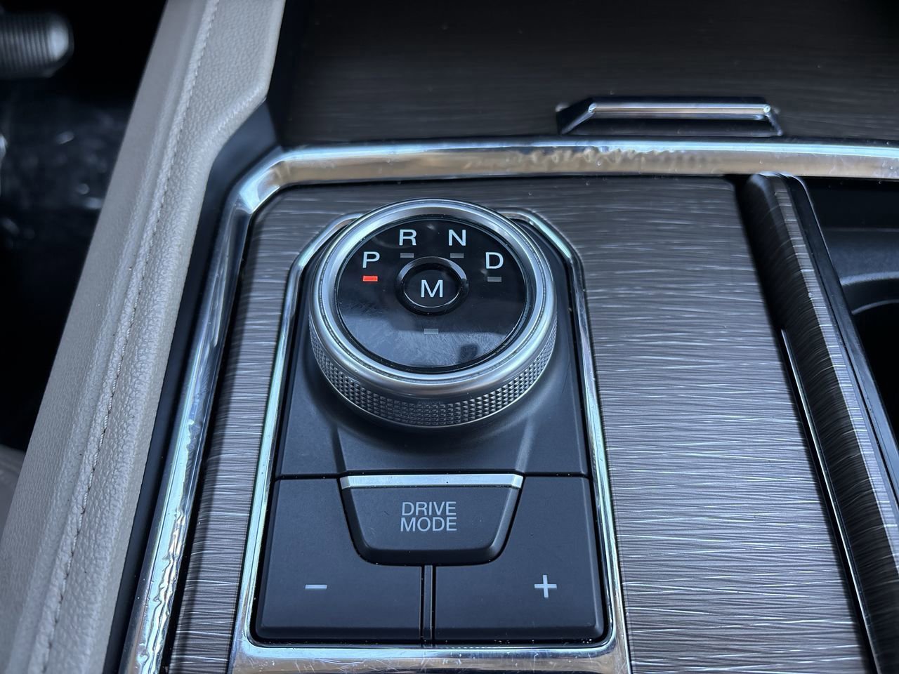 Certified 2022 Ford Expedition Limited image 28