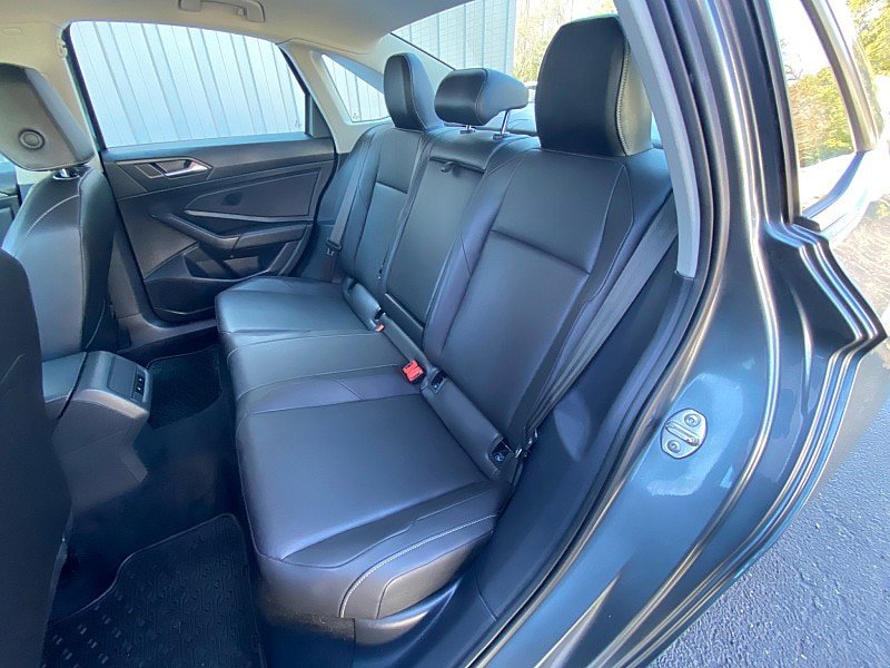 Used 2020 Volkswagen Jetta SEL FWD image 33