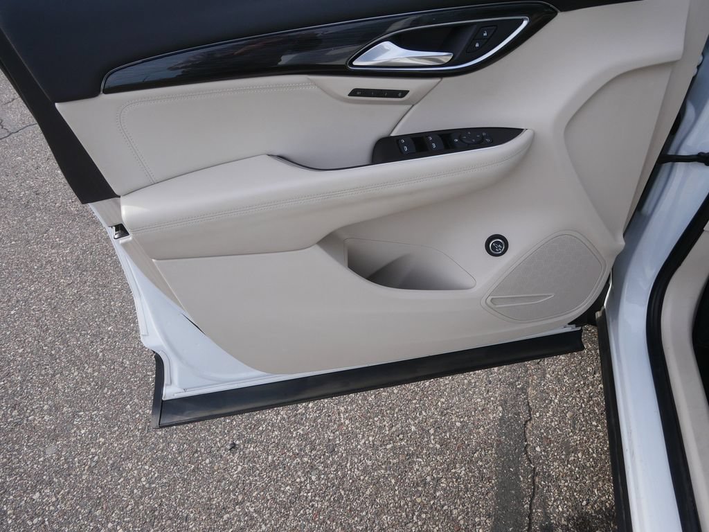 Used 2023 Buick Envision Essence AWD/4WD image 13