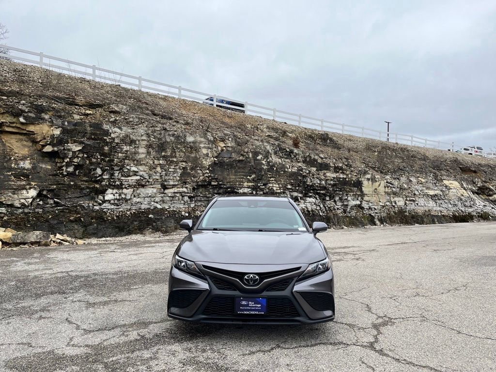 Used 2023 Toyota Camry SE w/ Convenience Package image 8