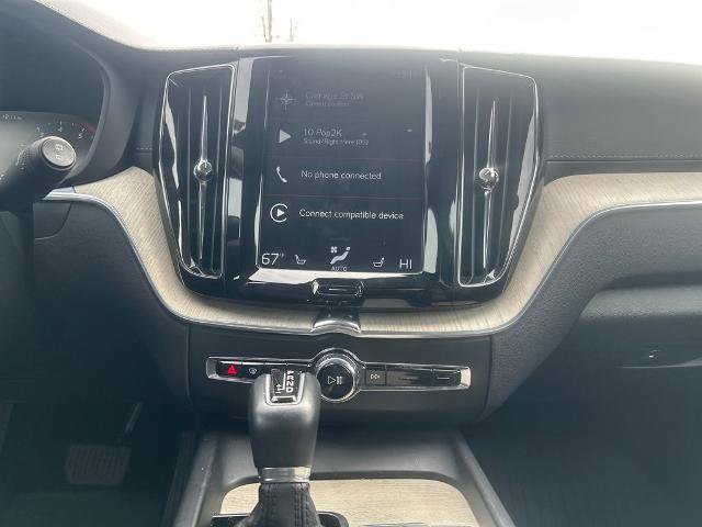 Used 2020 Volvo XC60 T5 Inscription w/ Protection Package image 27