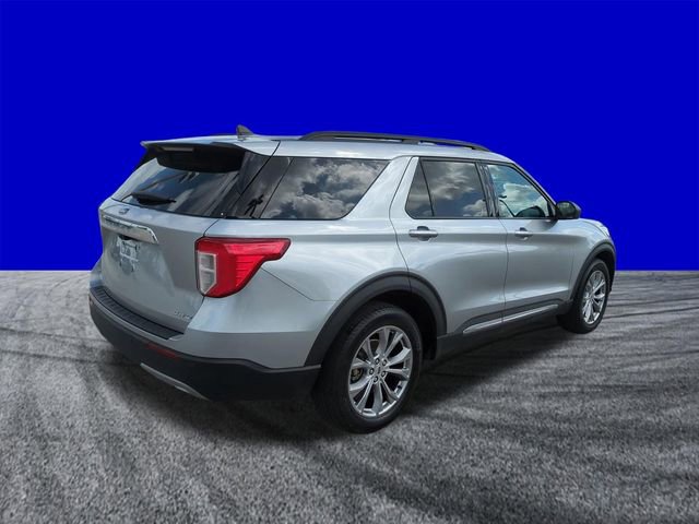 Certified 2021 Ford Explorer XLT w/ Equipment Group 202A AWD/4WD image 4