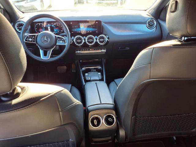 Used 2023 Mercedes-Benz GLA 250 w/ Premium Package image 18