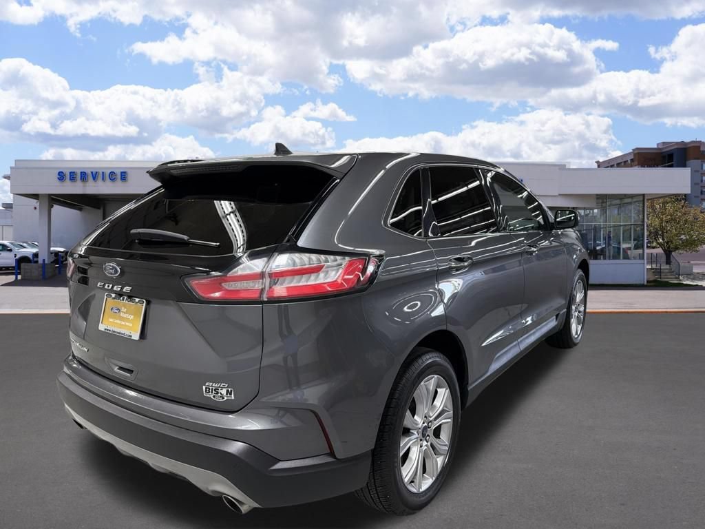 Certified 2022 Ford Edge Titanium AWD/4WD image 3