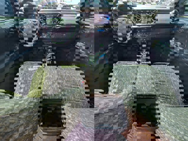 Used 2023 Toyota Tacoma TRD Off-Road w/ Technology Package AWD/4WD image 25