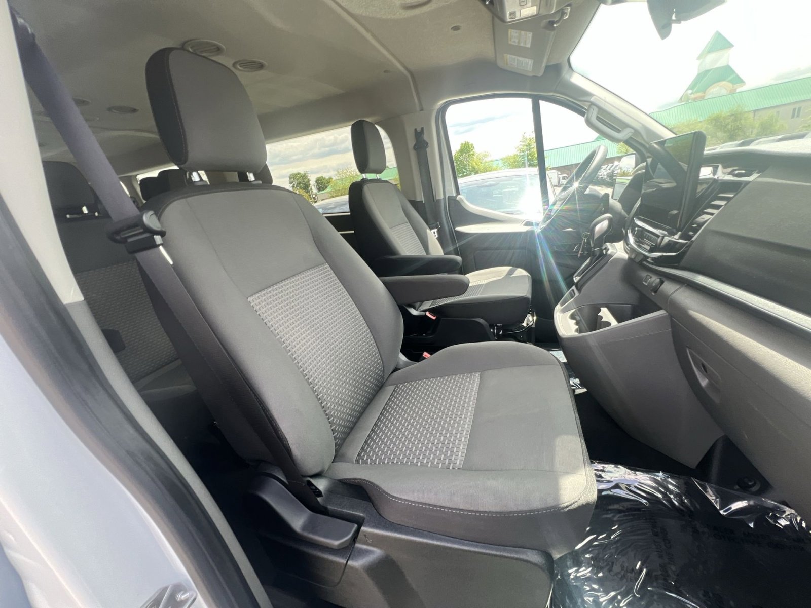 Certified 2025 Ford Transit 350 XLT RWD image 35