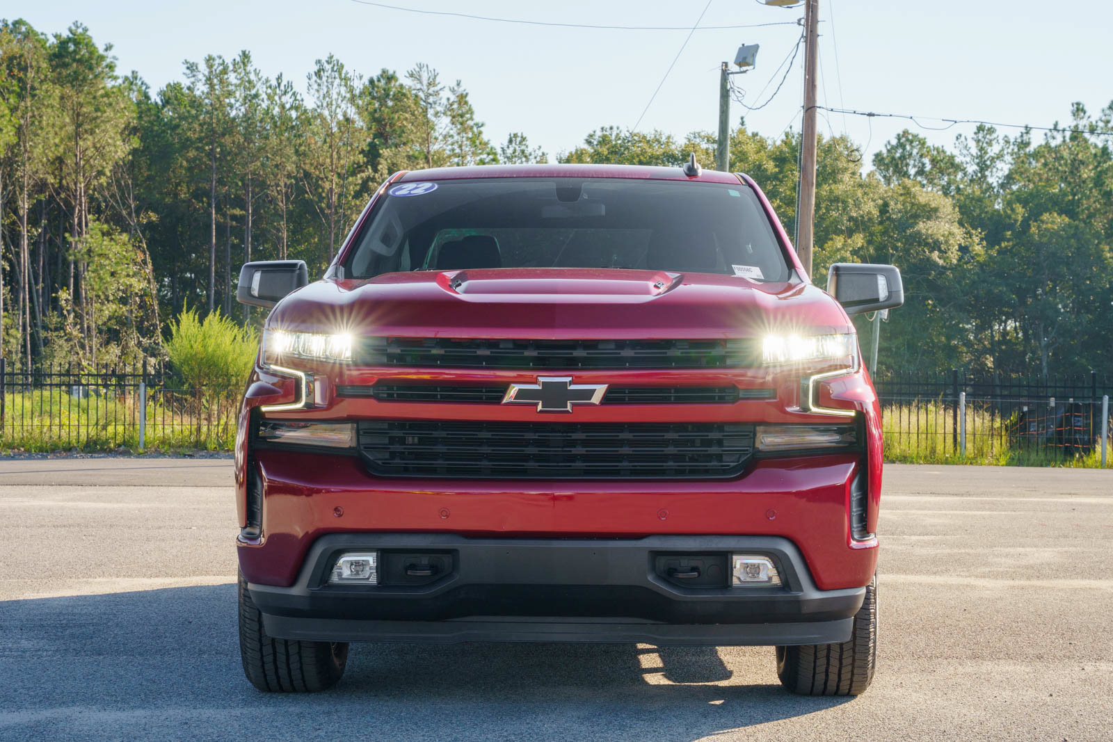 Used 2022 Chevrolet Silverado 1500 RST AWD/4WD image 2