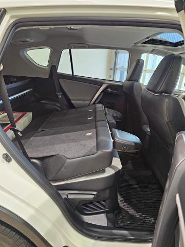 Used 2017 Toyota RAV4 Limited image 29
