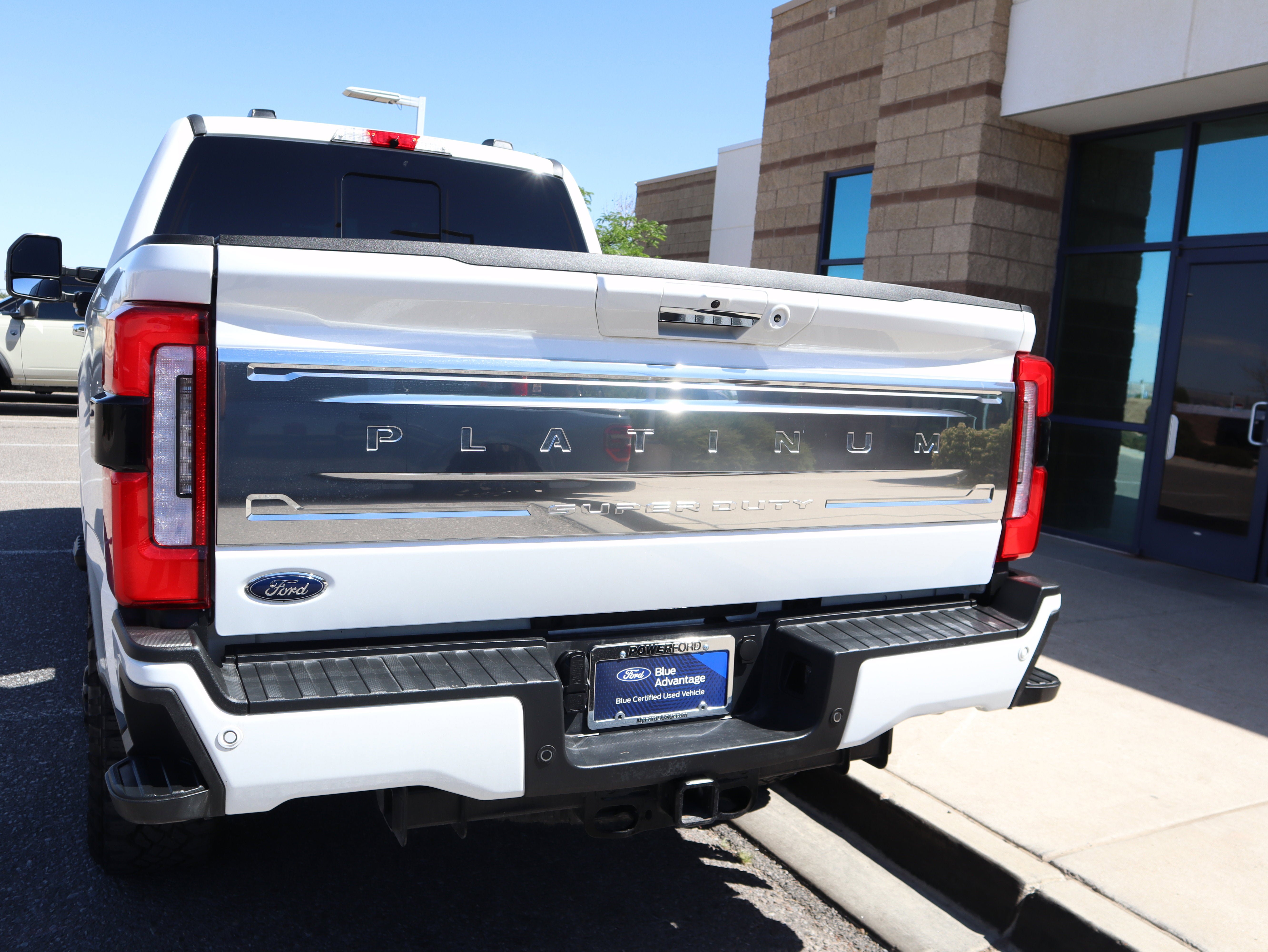 Certified 2024 Ford F350 Platinum w/ Tremor Off-Road Package AWD/4WD image 19