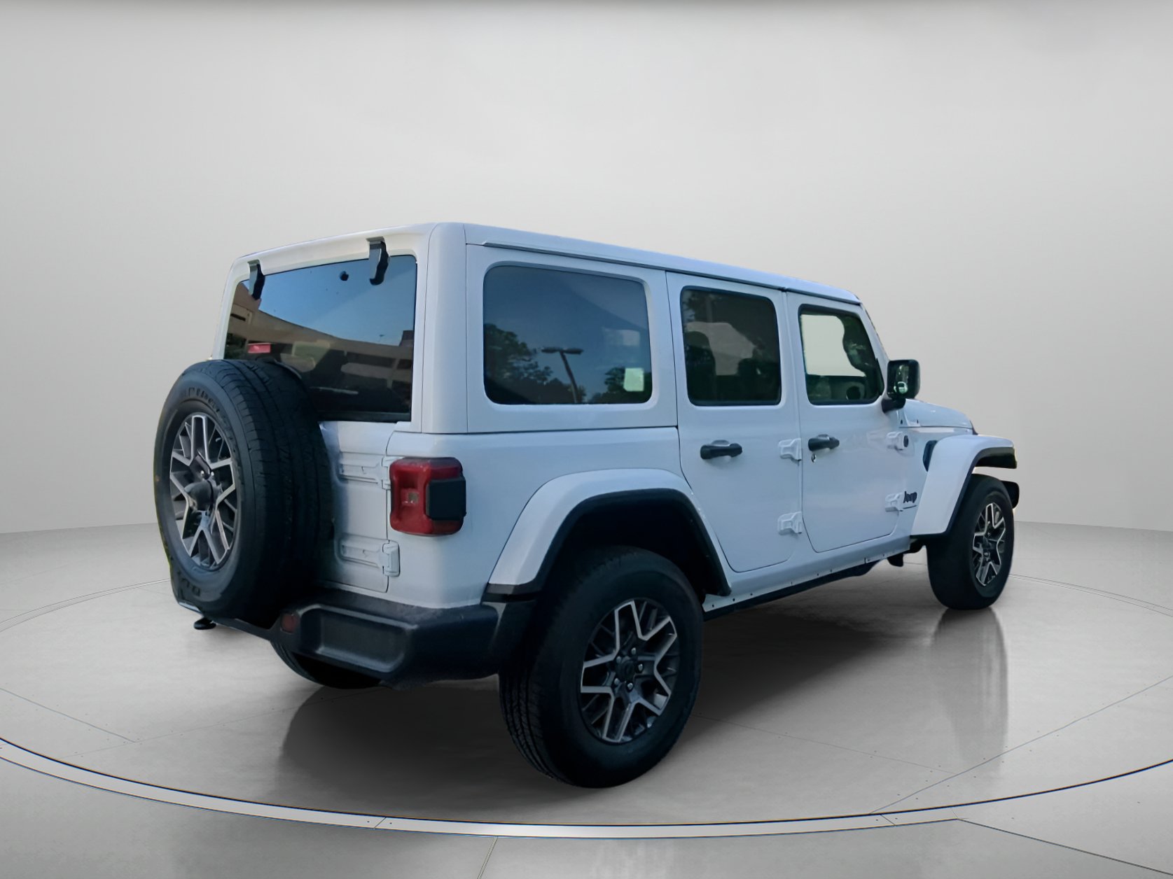 Used 2025 Jeep Wrangler Unlimited Sahara AWD/4WD image 28