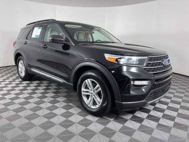Certified 2024 Ford Explorer XLT w/ Equipment Group 202A
