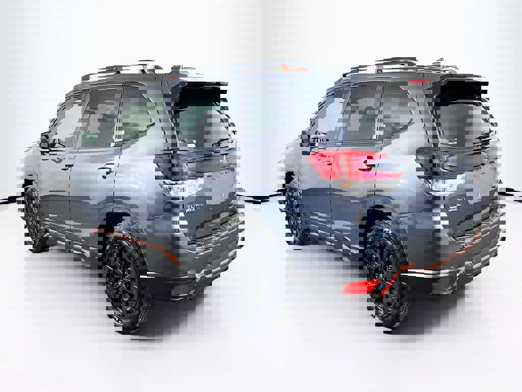 Used 2022 Subaru Forester Sport image 3