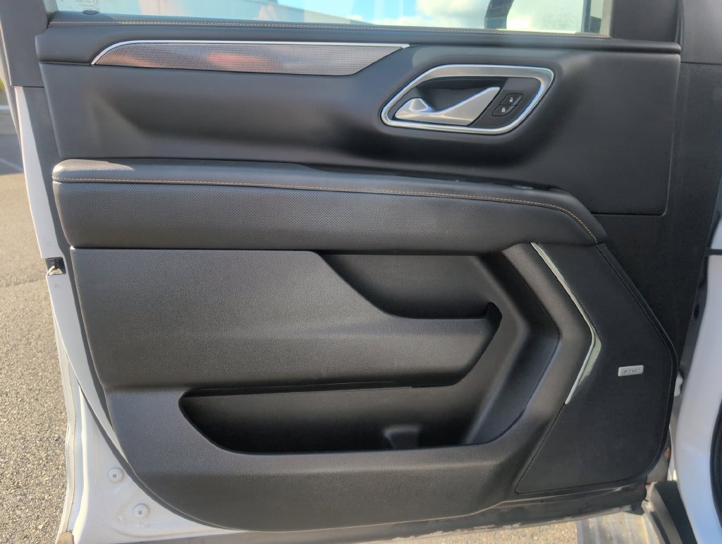 Used 2022 GMC Yukon AT4 AWD/4WD image 17