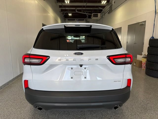 Certified 2026 Ford Escape ST-Line AWD/4WD image 4