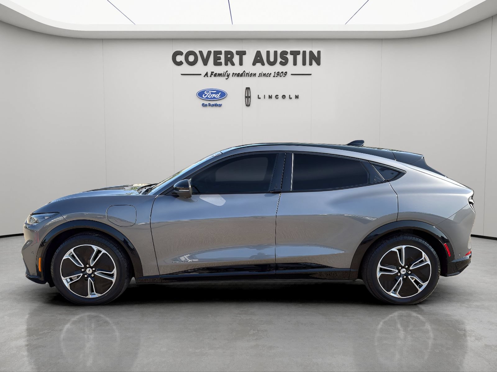 Certified 2023 Ford Mustang Mach-E Premium RWD image 2