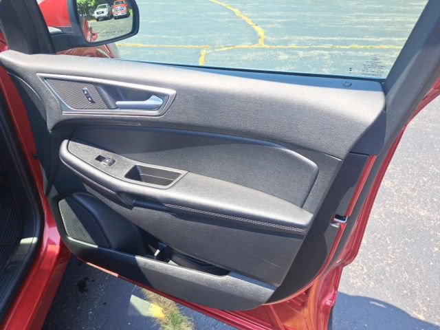 Certified 2024 Ford Edge SEL w/ Convenience Package AWD/4WD image 35