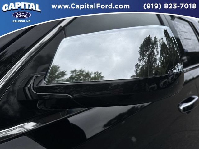 Used 2018 Chevrolet Tahoe Premier AWD/4WD image 12