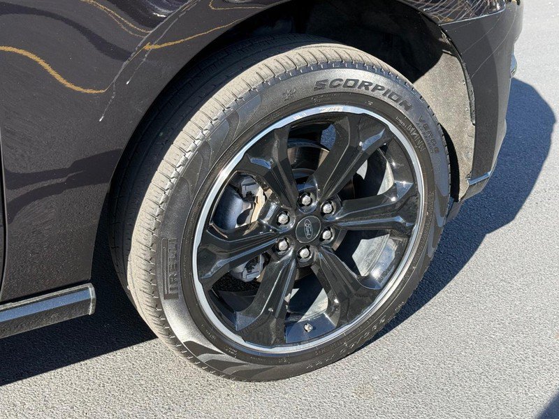 Certified 2024 Ford Expedition Max Limited AWD/4WD image 9