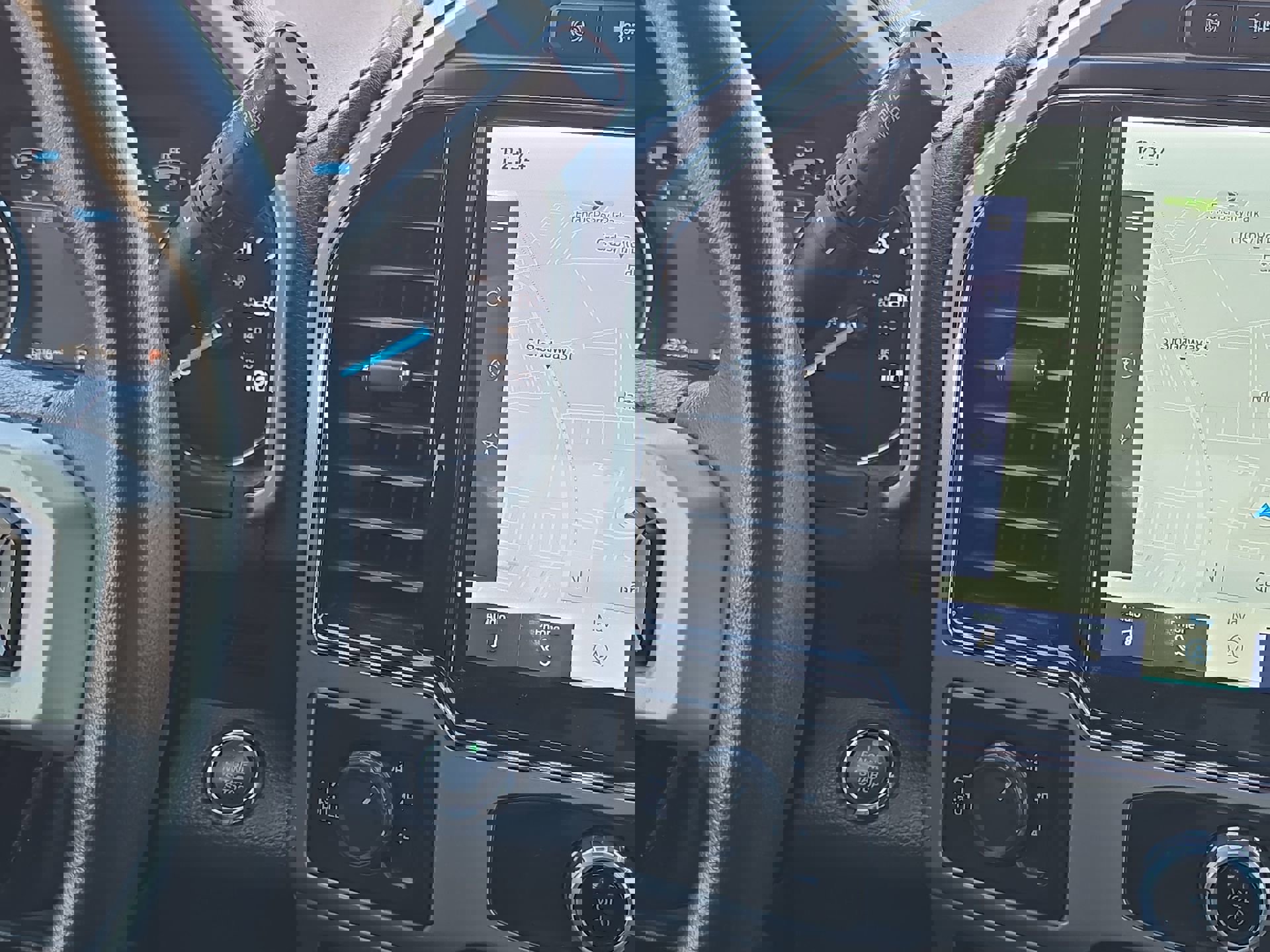 Certified 2022 Ford F250 Lariat w/ Lariat Ultimate Package image 20