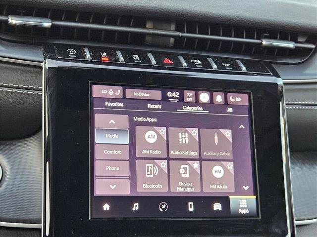 Used 2023 Jeep Grand Cherokee L Laredo w/ Luxury Tech Group I AWD/4WD image 17