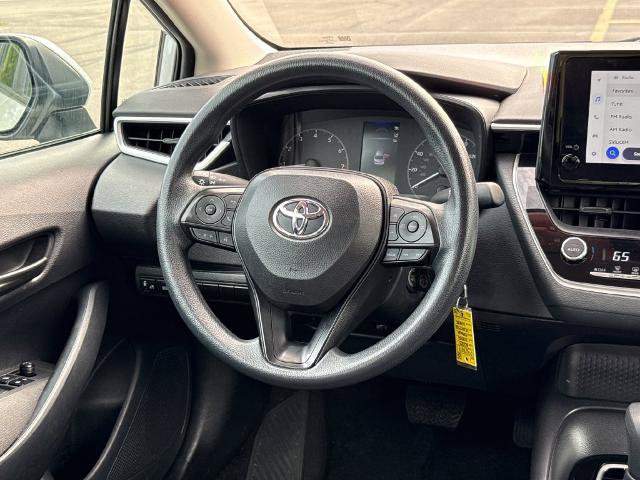 Used 2025 Toyota Corolla LE FWD image 12