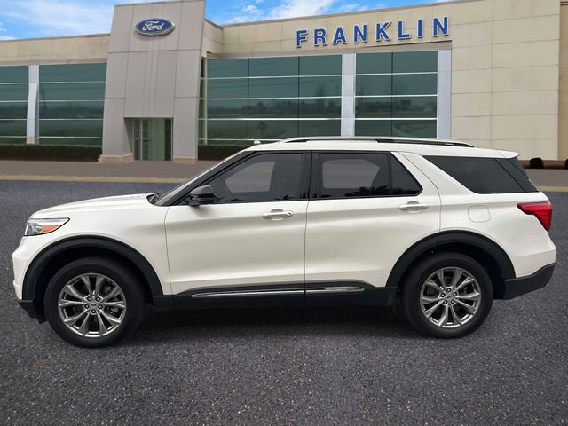 Certified 2022 Ford Explorer Limited w/ Equipment Group 301A image 2