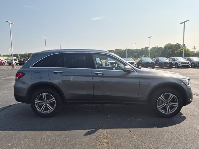 Used 2022 Mercedes-Benz GLC 300 4MATIC w/ Premium Package Lite image 3