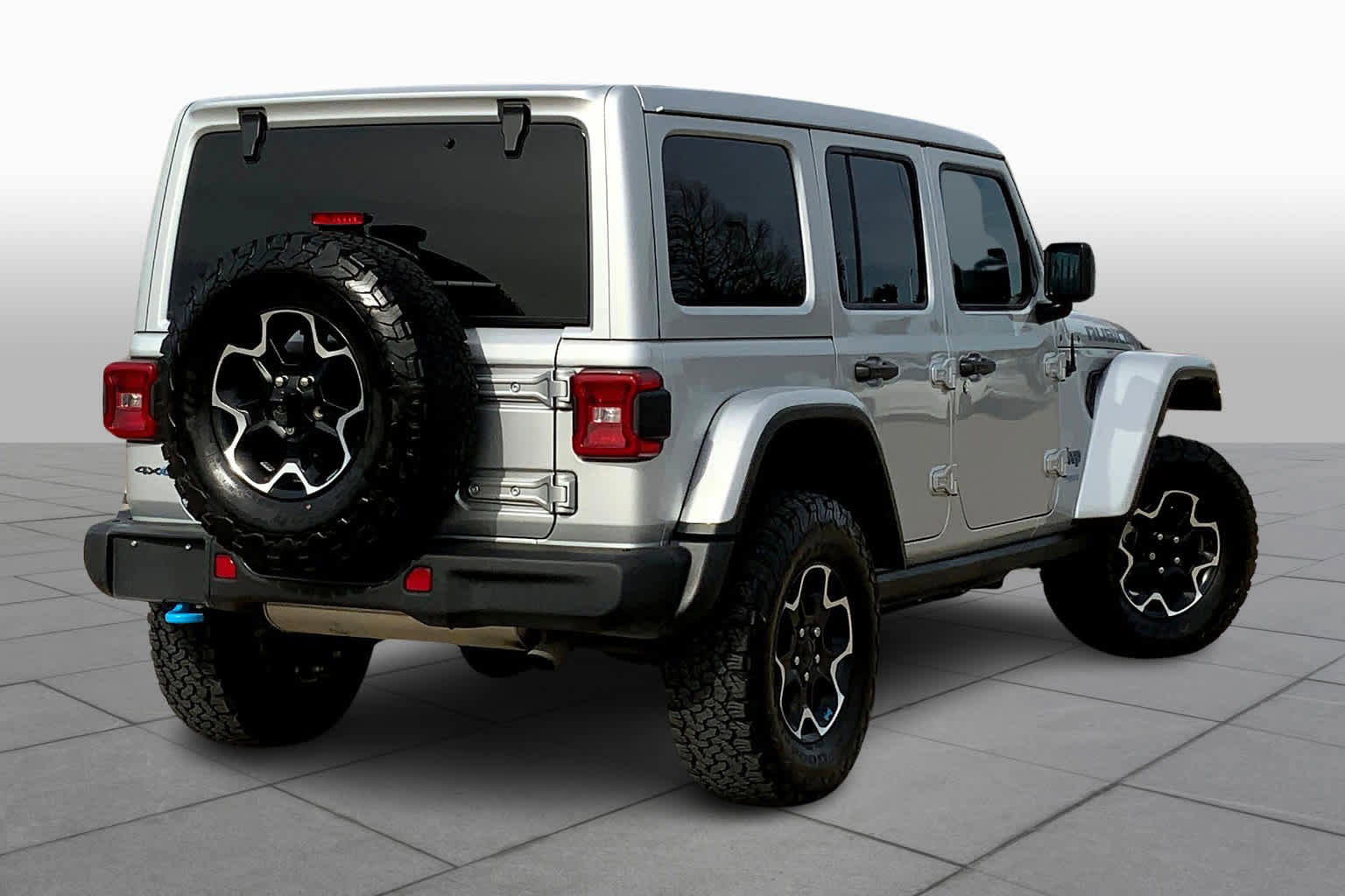 Used 2022 Jeep Wrangler Unlimited Rubicon 4xe w/ Steel Bumper Group image 23