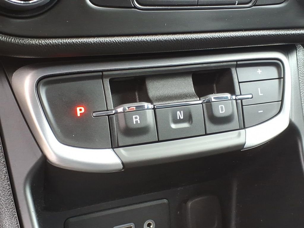 Used 2023 GMC Terrain SLE w/ LPO, Floor Liner Package AWD/4WD image 22