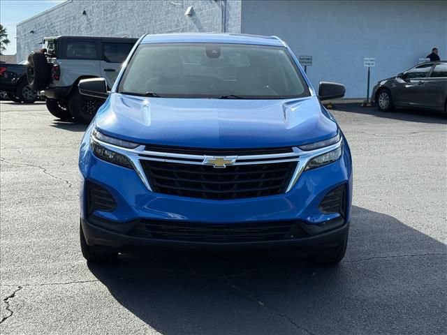 Used 2024 Chevrolet Equinox LS AWD/4WD image 9