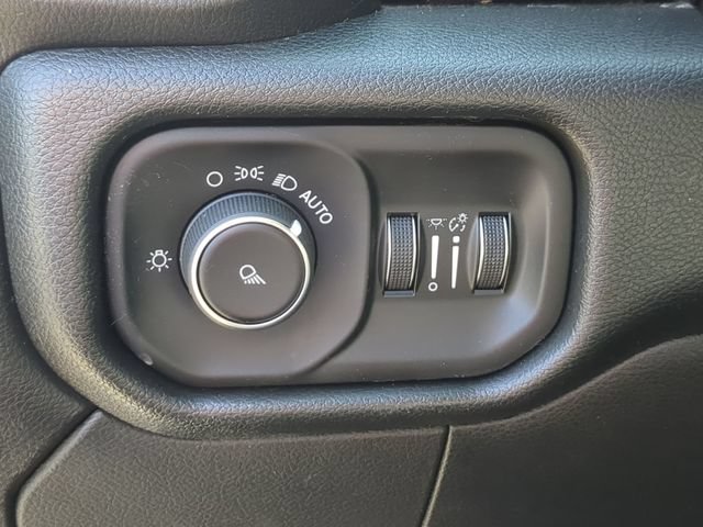 Used 2019 RAM 2500 Big Horn AWD/4WD image 21