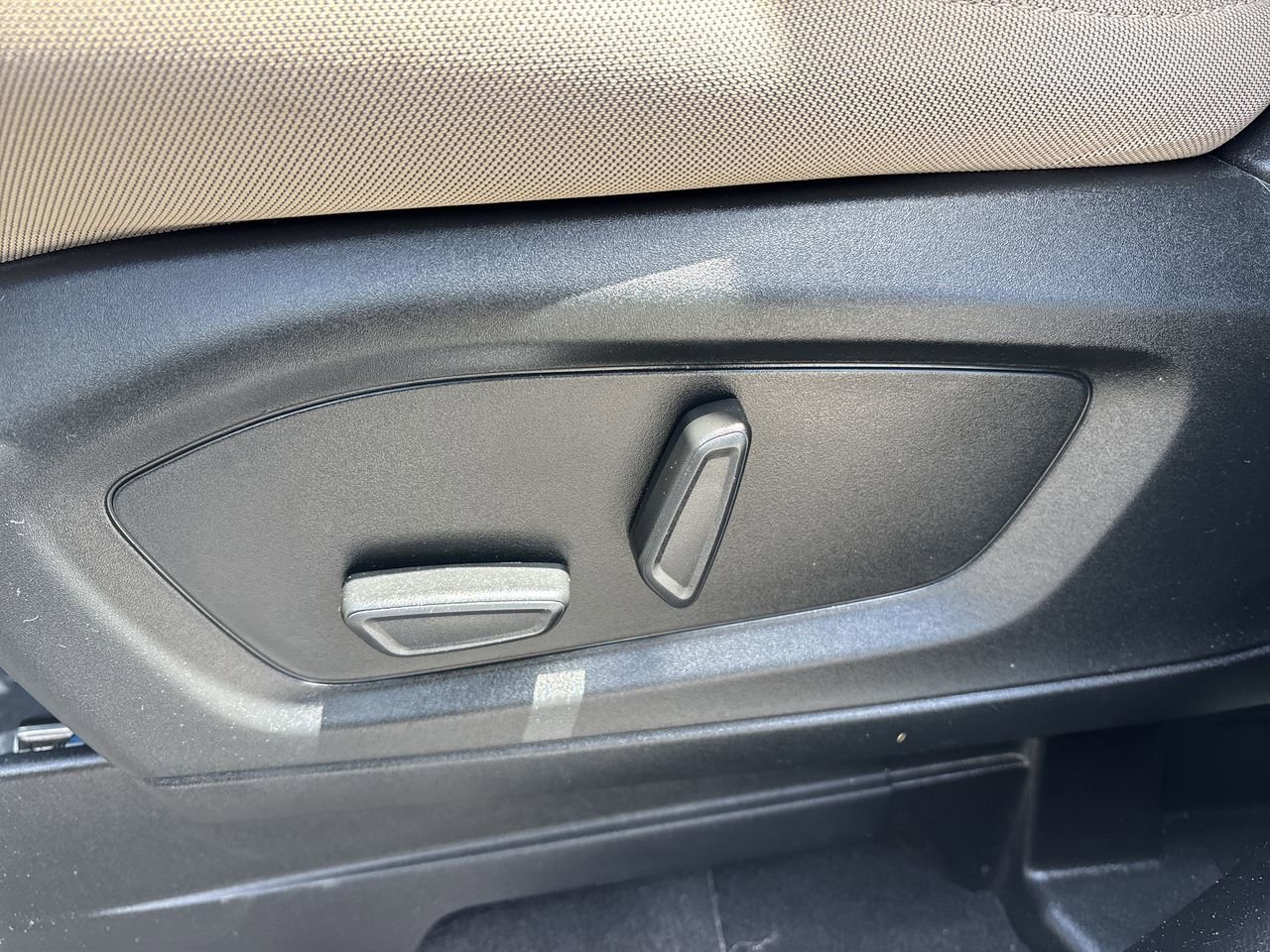 Certified 2021 Ford Explorer 2WD image 20