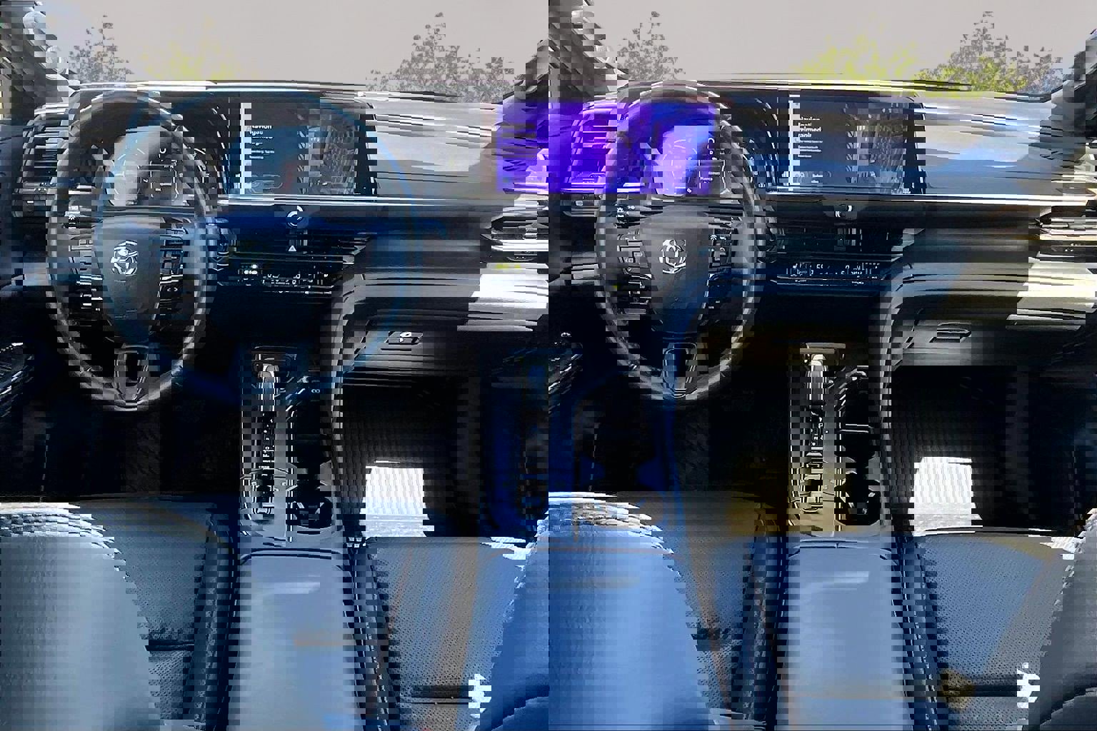 Used 2023 Toyota Crown Platinum image 16