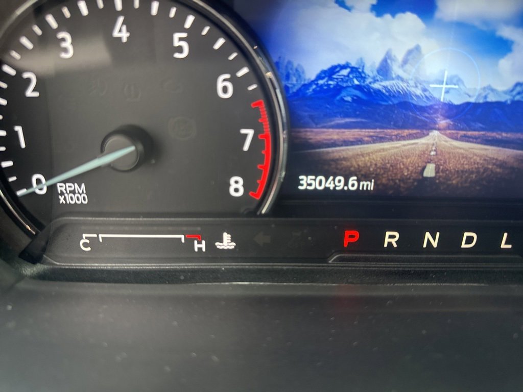 Certified 2022 Ford Explorer XLT w/ Equipment Group 202A image 11